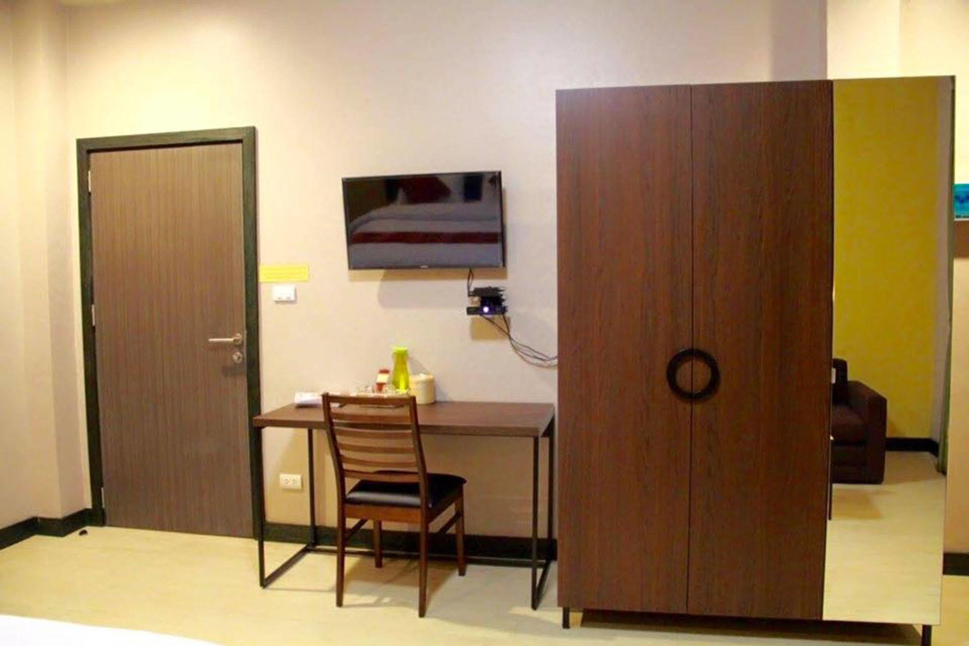 Hotel Mulberry House Pak Thong Chai Exterior foto
